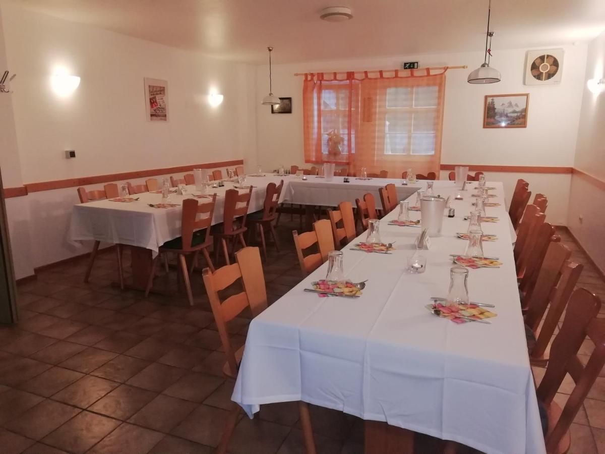 Wollroeder Krug Hotel Guxhagen Luaran gambar